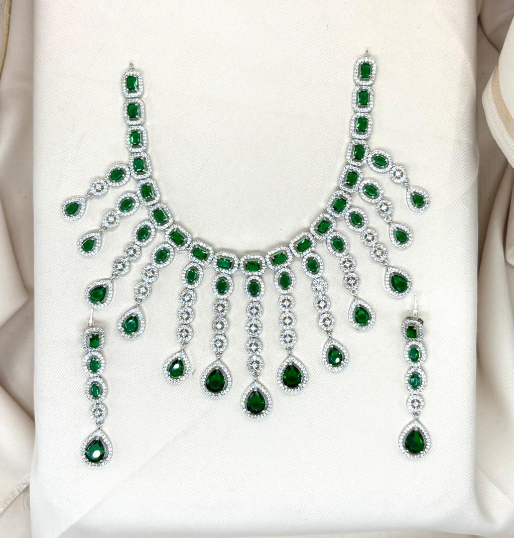 Silver Short Necklace with Green Stone's