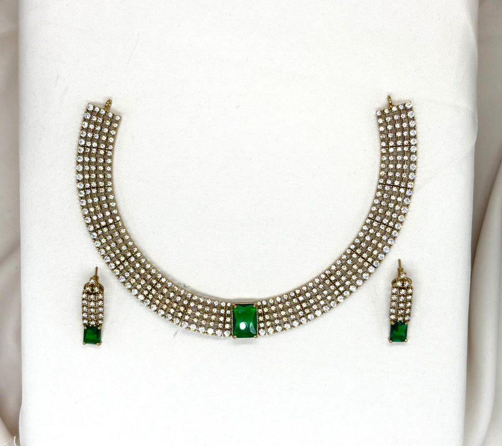 Victorian finishing Kanti with Green Stone