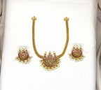 Gold finishing Short Necklace With kempu-Stone