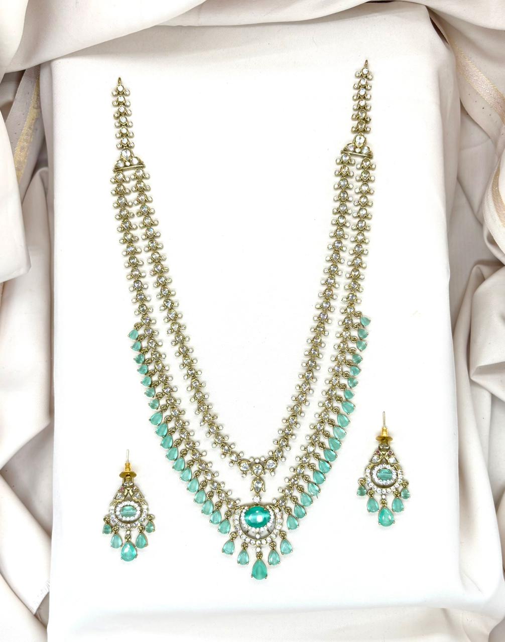 Victorian Mint-Green Two steps Long Necklace
