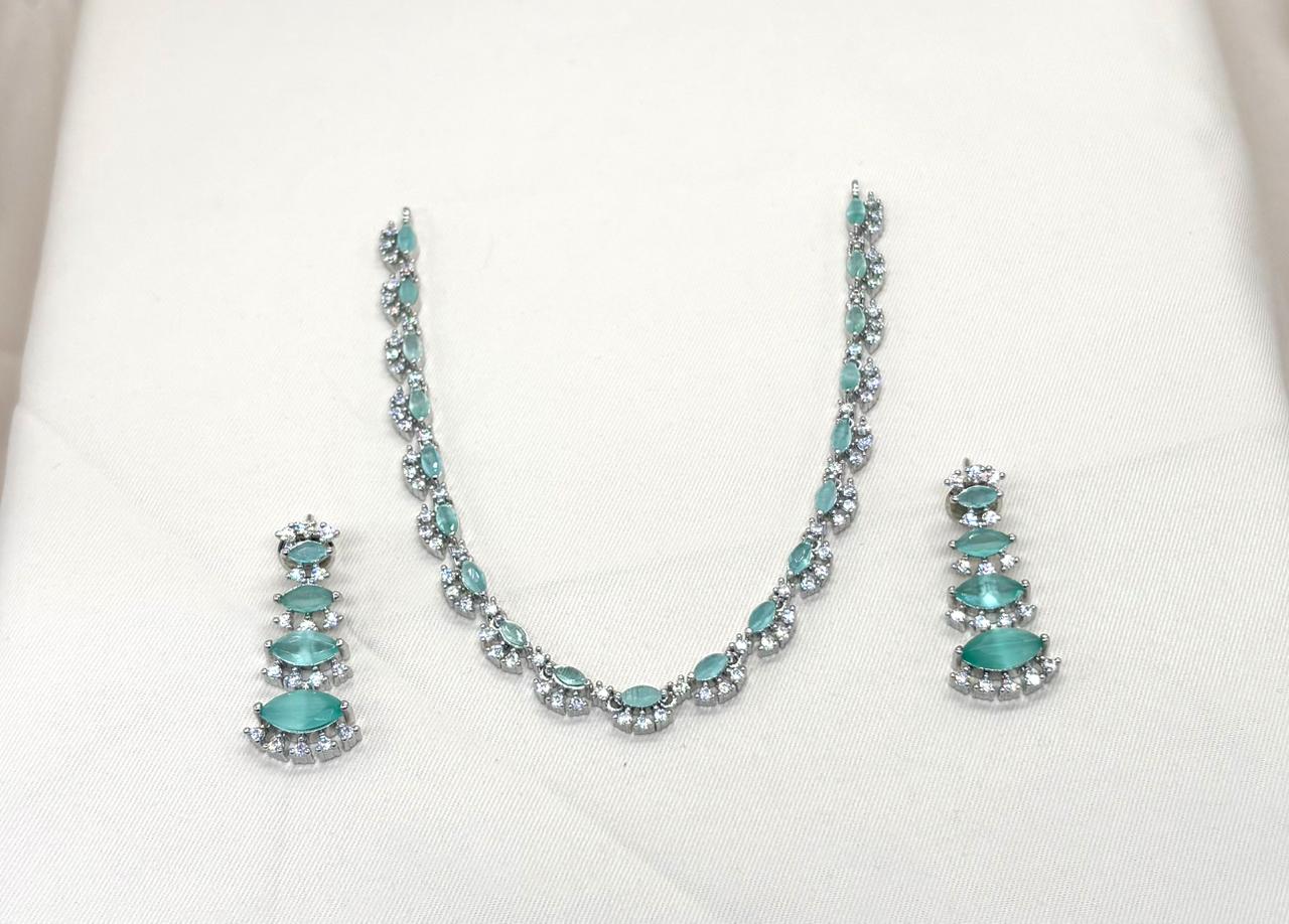 Silver finishing Mint-Green Stone Short Necklace