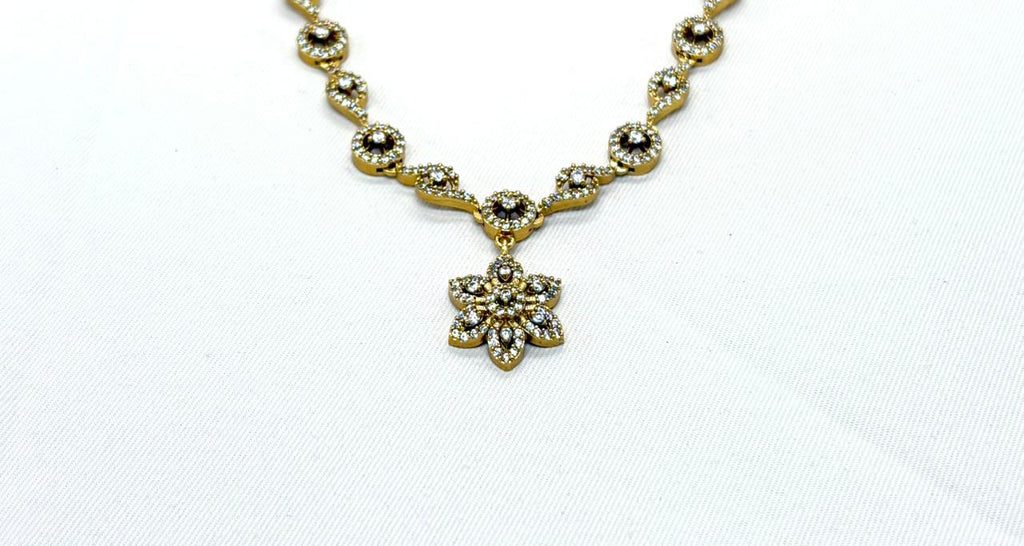 Matte finishing Flower Designed with white Stone's Short Necklace