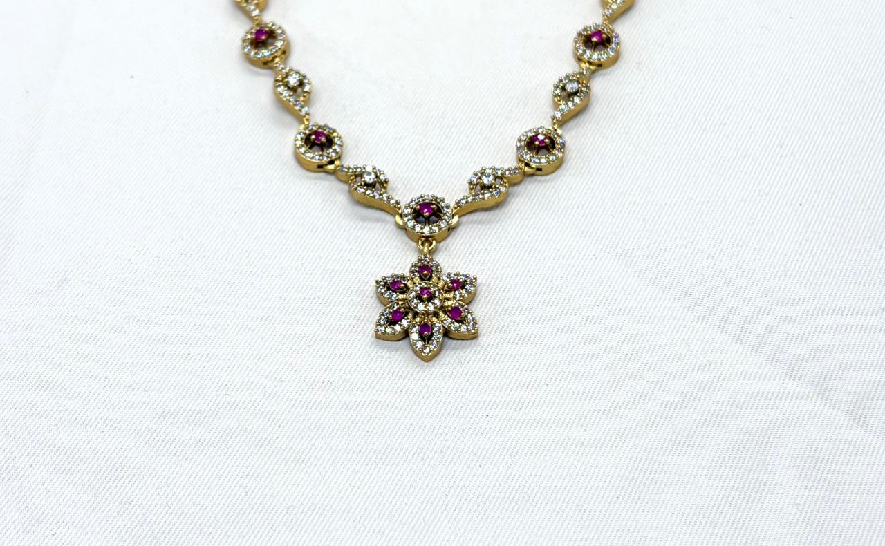 Matte finishing Flower Designed with Pink Stone's Short Necklace