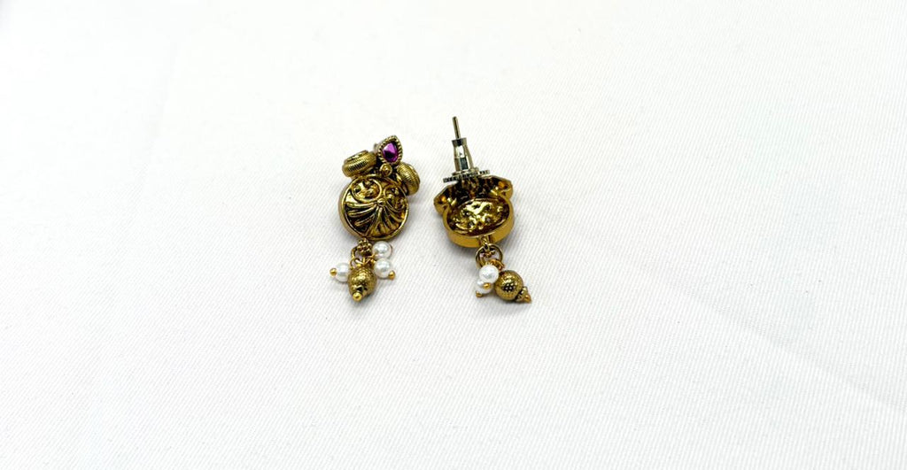 Nakshi finishing Short Necklace With Gold Balls
