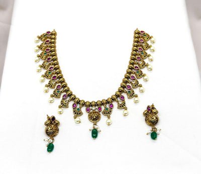 Nakshi finishing Short Necklace With Monalisa Green Beads