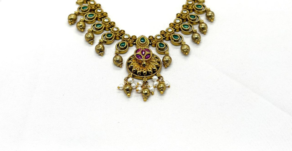 Nakshi finishing Short Necklace