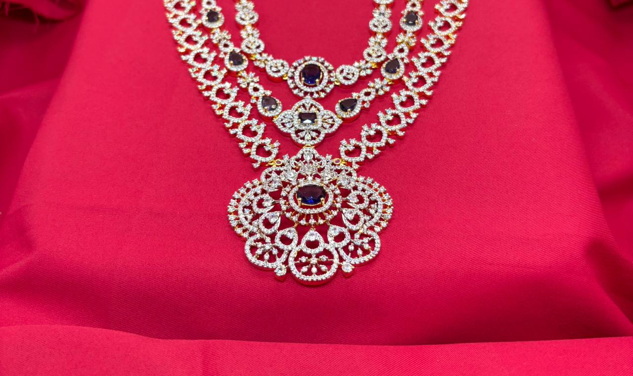 GJ Polishing 3 layers With Heart Shape Designed Long Necklace