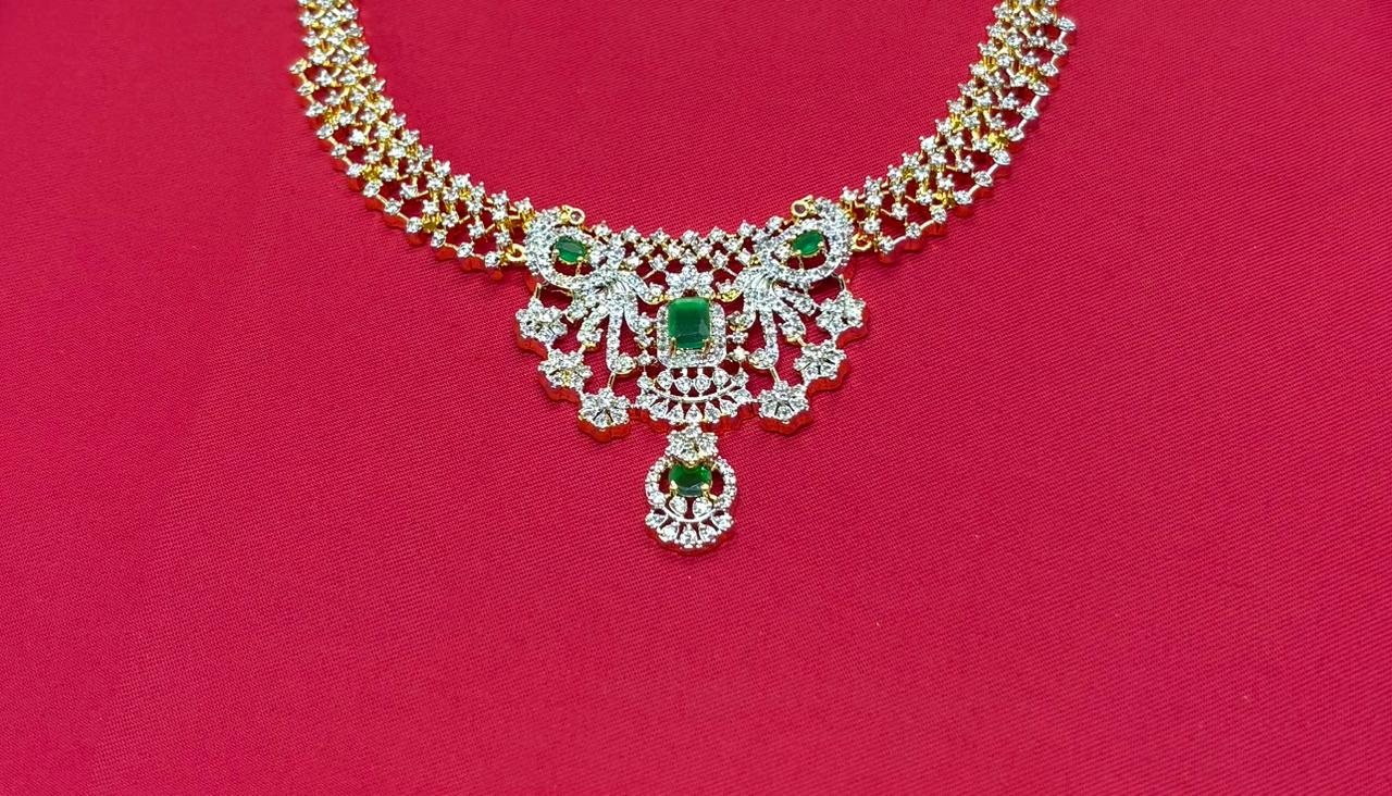 Gj polishing Green Stone With Peacock Designed  Short Necklace