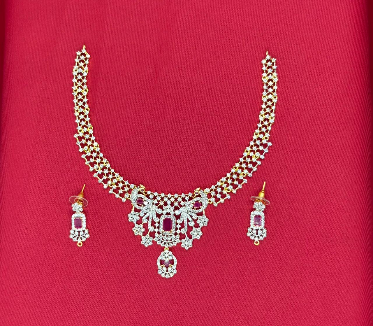 Gj polishing Pink Stone With Peacock Designed  Short Necklace