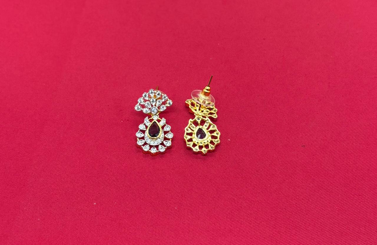 Gj polish purple Stone With Flower Designed Short Necklace