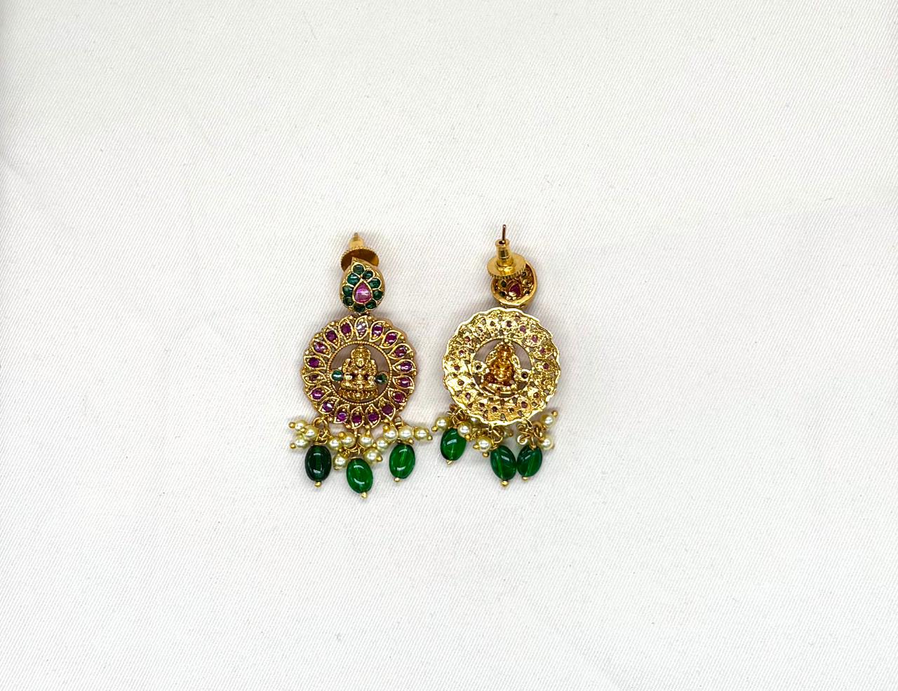 Jadau Kundan Short Necklace