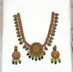 Jadau Kundan Short Necklace