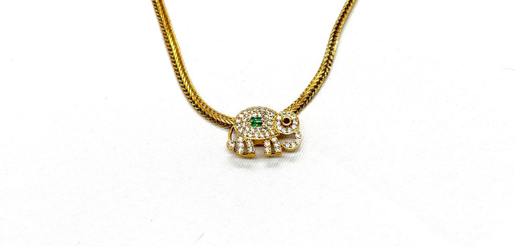 Gold finishing Elephant Small Pendent Short Necklace