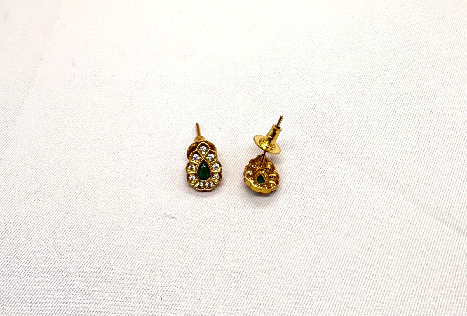 Gold finishing small Lakshmi Devi Pendent Short Necklace