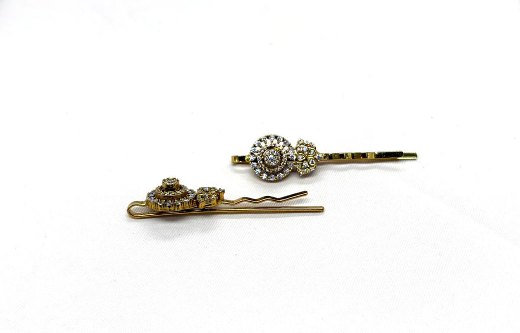 Victorian finishing With white Stones Hair Clip