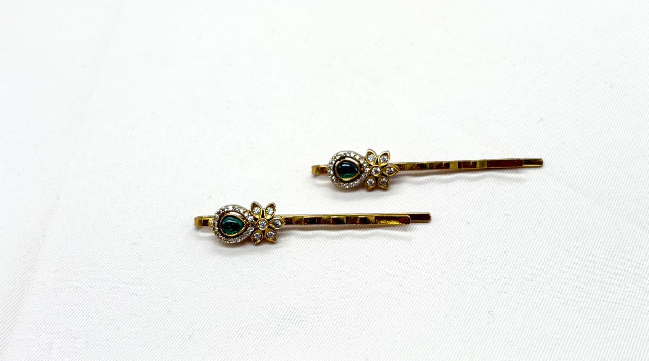 Victorian finishing With Green Stones Hair Clip