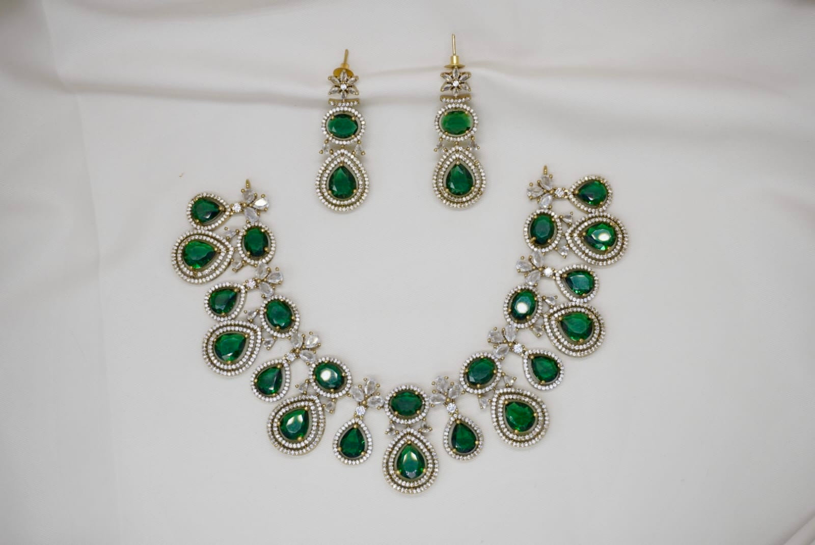 Victorian Short Necklace