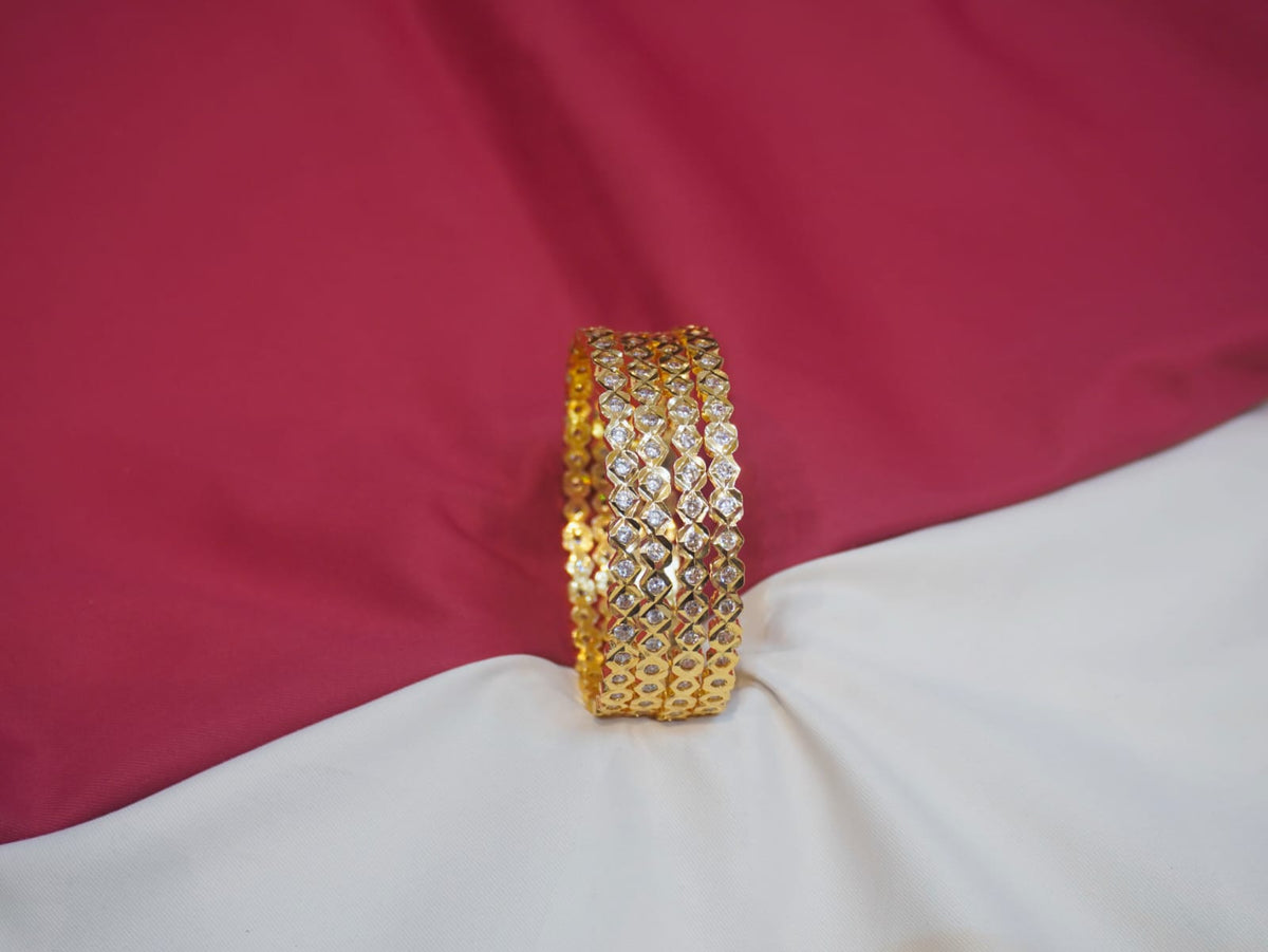 Panchloham With Polki Bangles