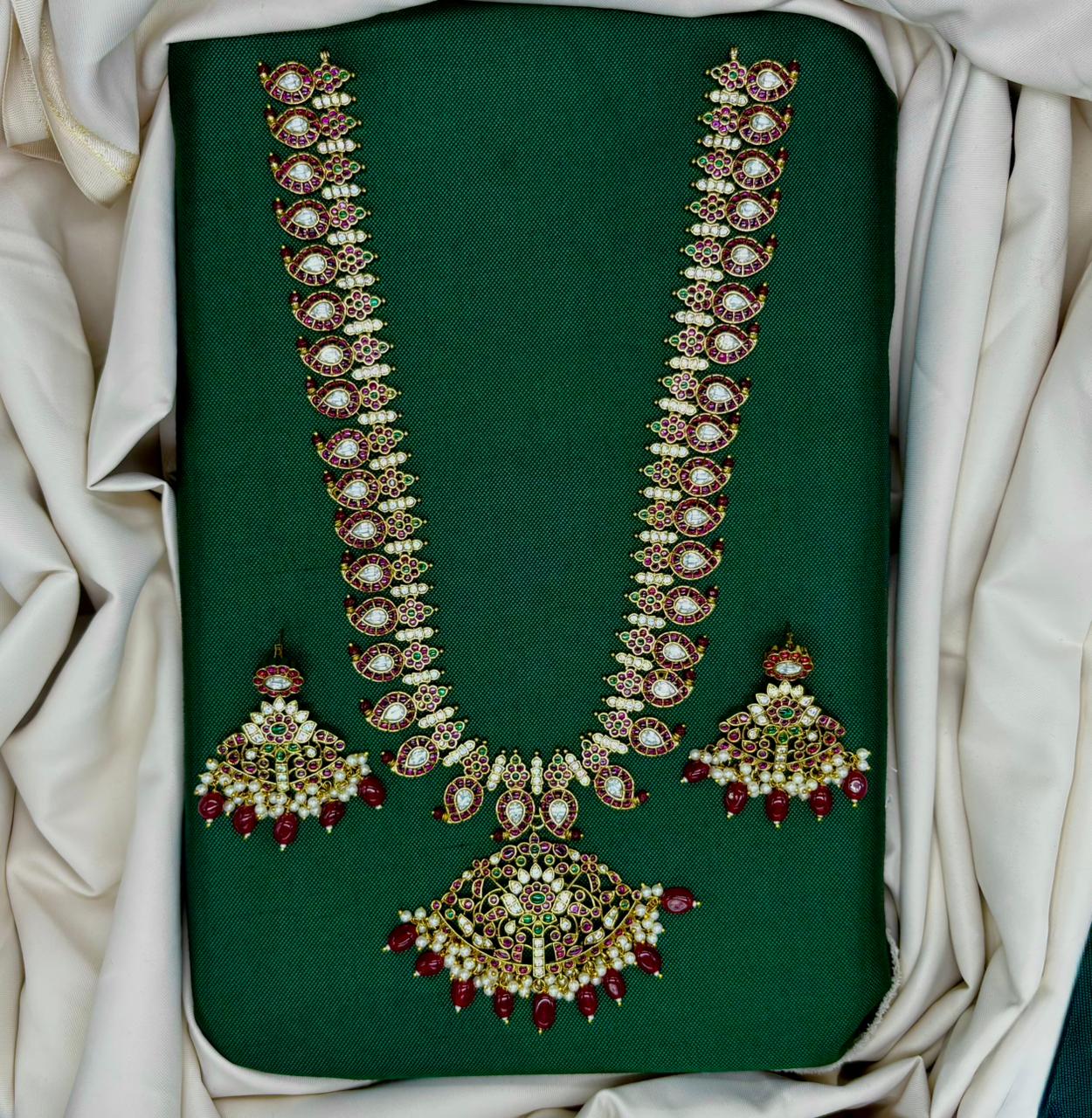 Jadau Kundan Necklace