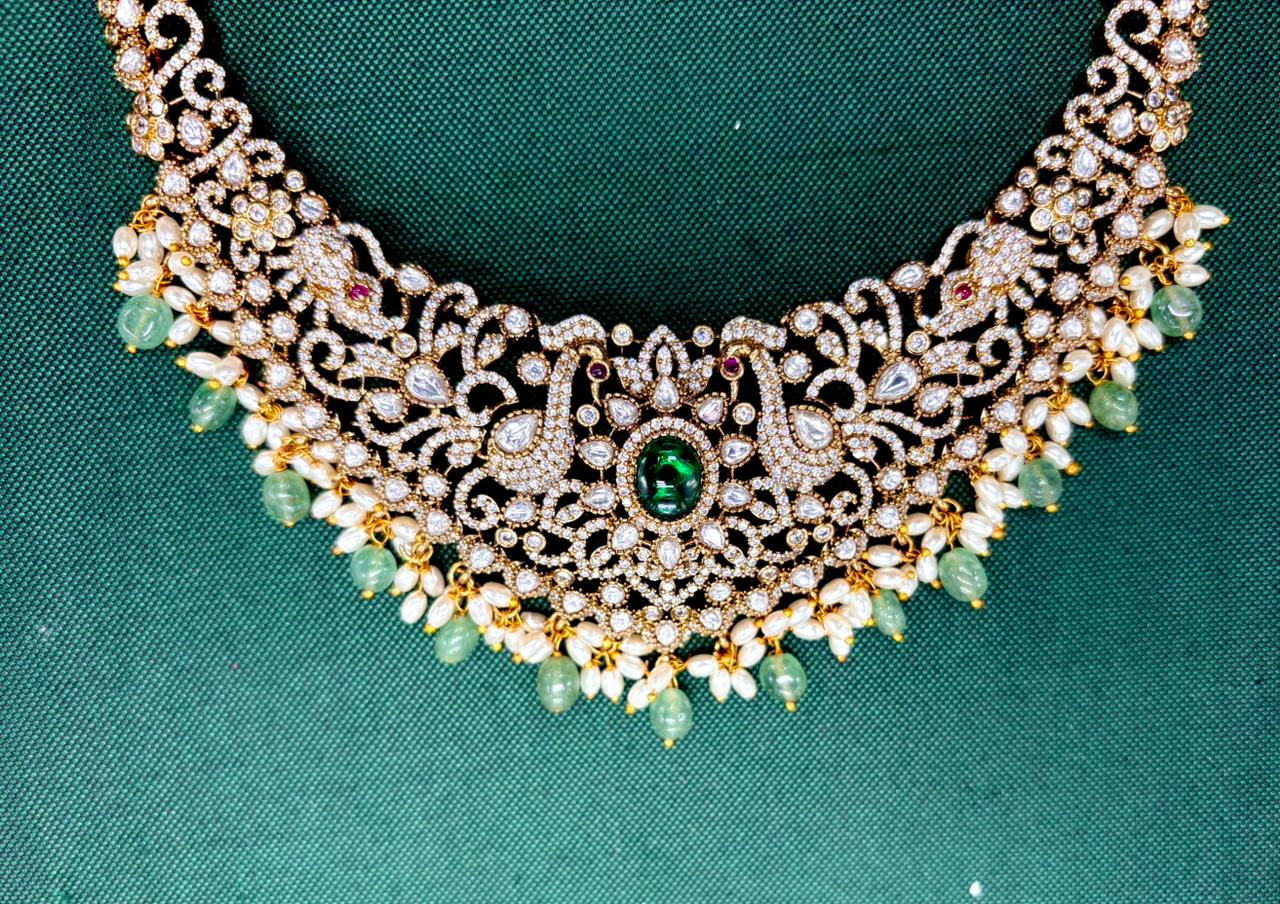 Jadau Kundan Short Necklace