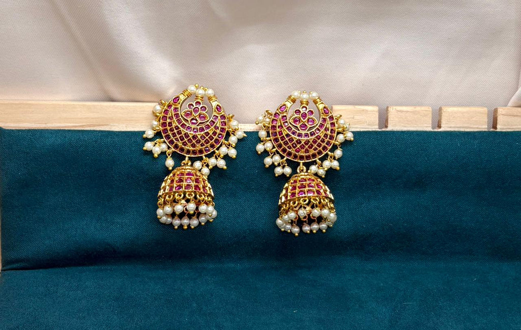Cluster Pearl Kemp jhumkas