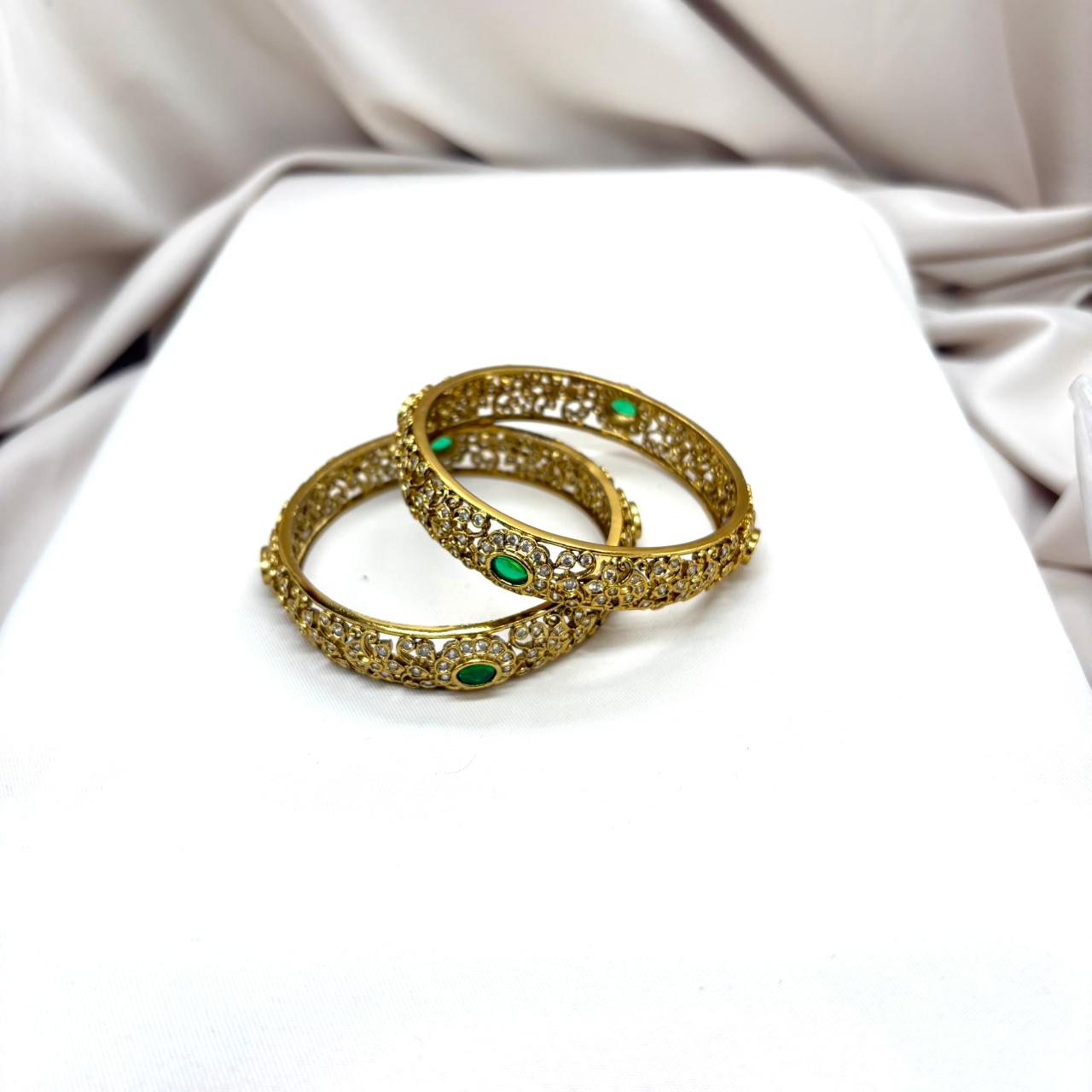 Victorian Flower Designed Bangle