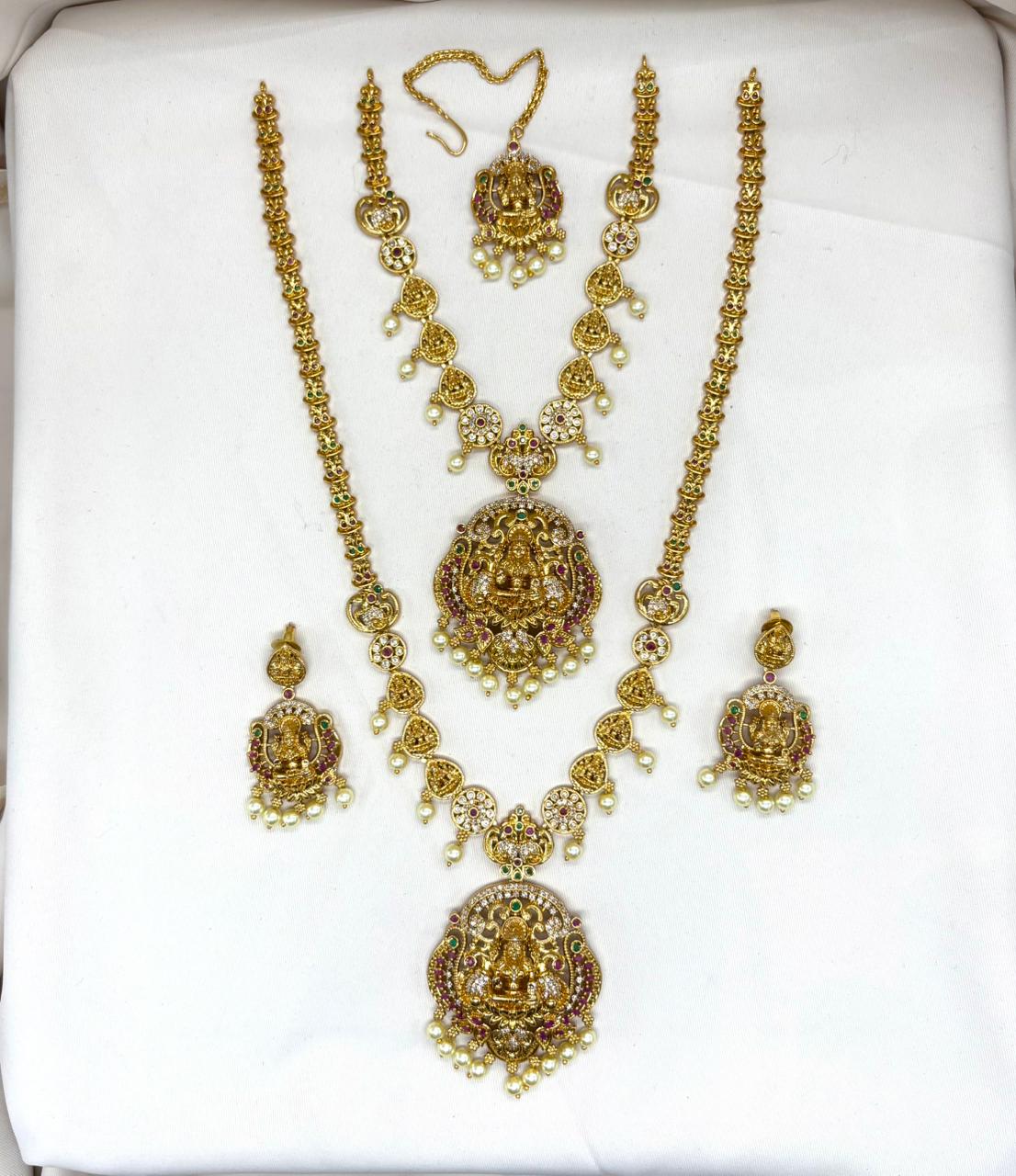 Matte finishing Lord Lakshmi Combo-Set