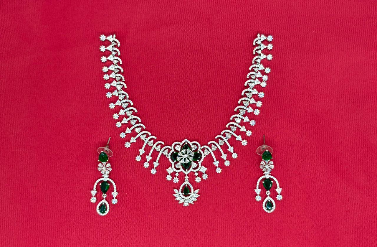 Silver Short Necklace with Flower designed Green