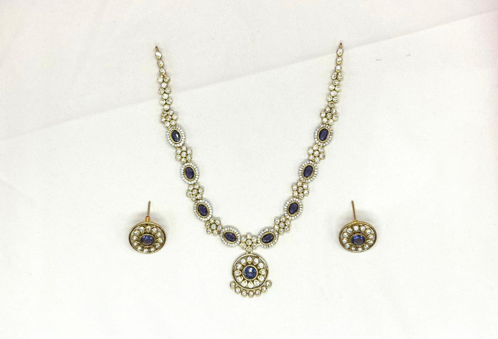 Victorian finishing With Purple Stones Short Necklace