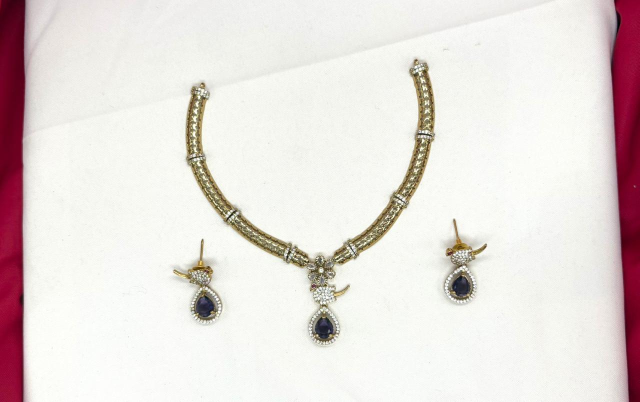 Victorian finishing Purple Stone Parrot Designed Kanti