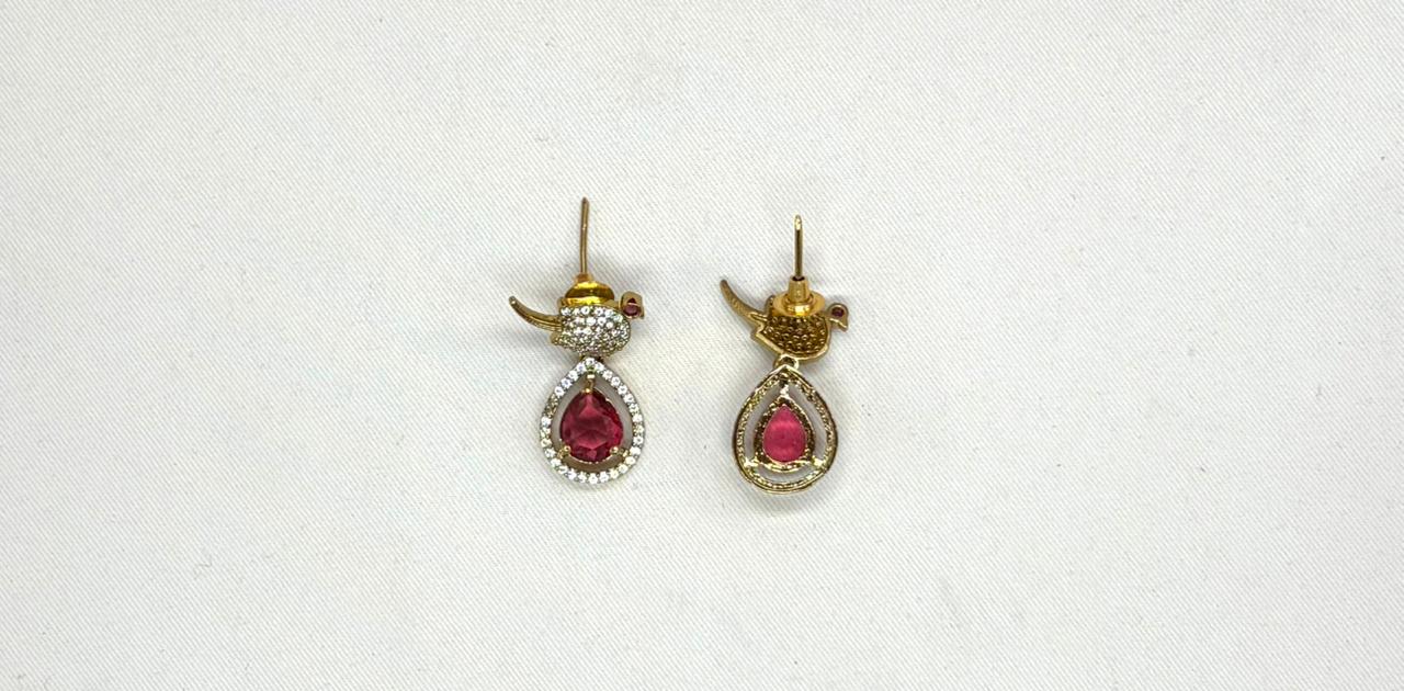 Victorian finishing Red Stone Parrot Designed Kanti