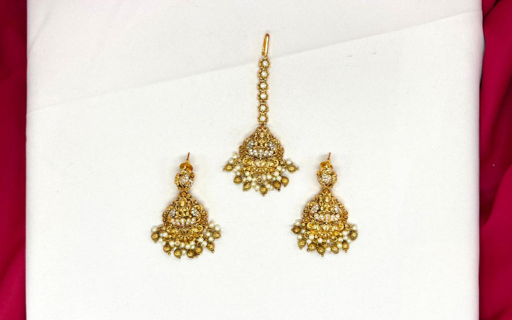 Matte finishing with lord Lakshmi Combo-Set