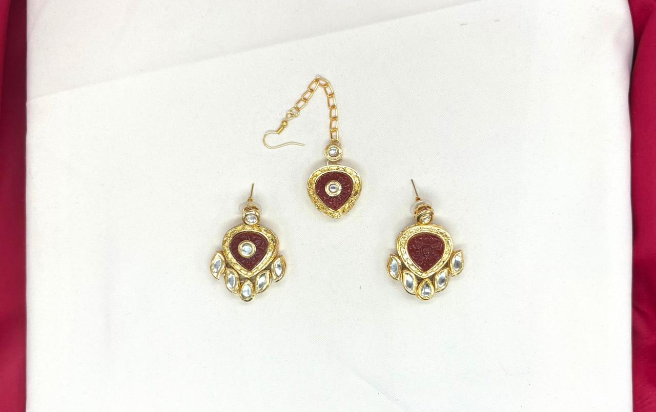 Gold-toned Kundan Stone heavy Choker