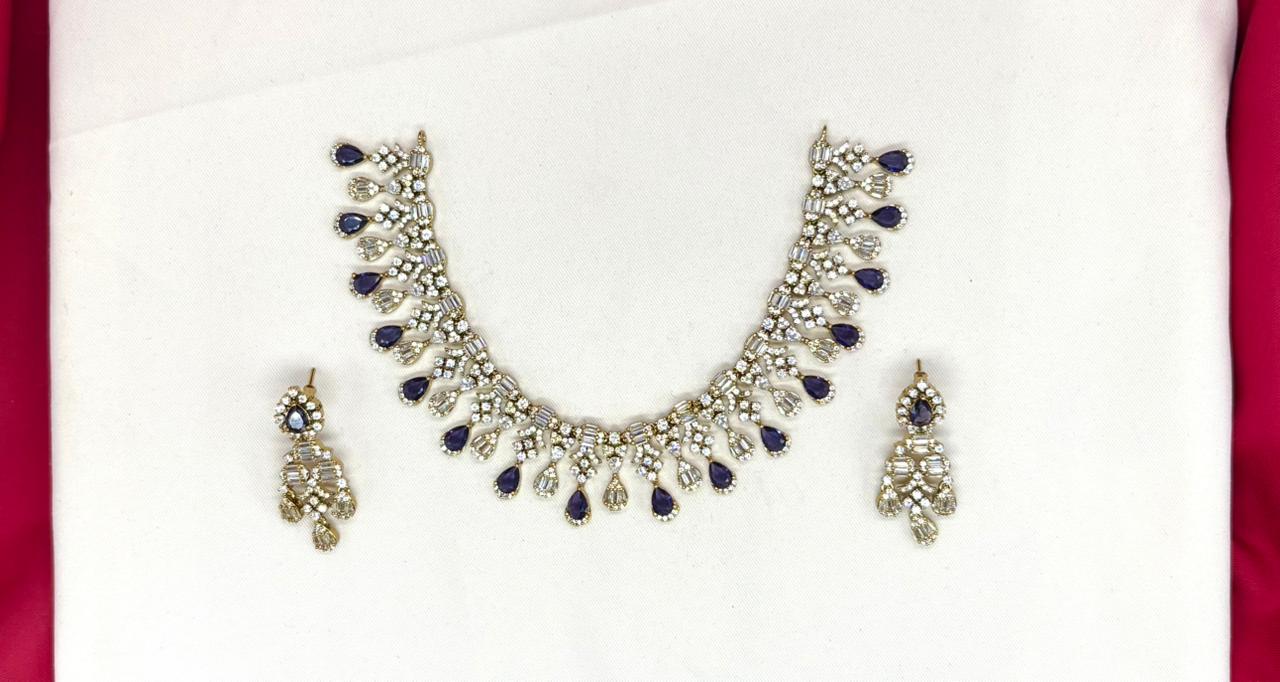 Victorian finishing with Purple stone Short Necklace