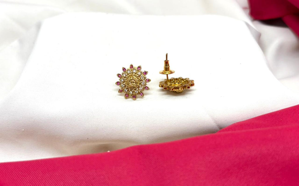 Gold traditional-style With pink/ruby gemstone Stud