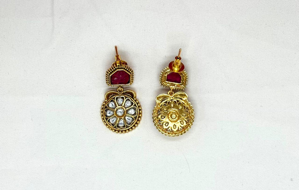 Gold-plated Red kempu Stone Short Kanti