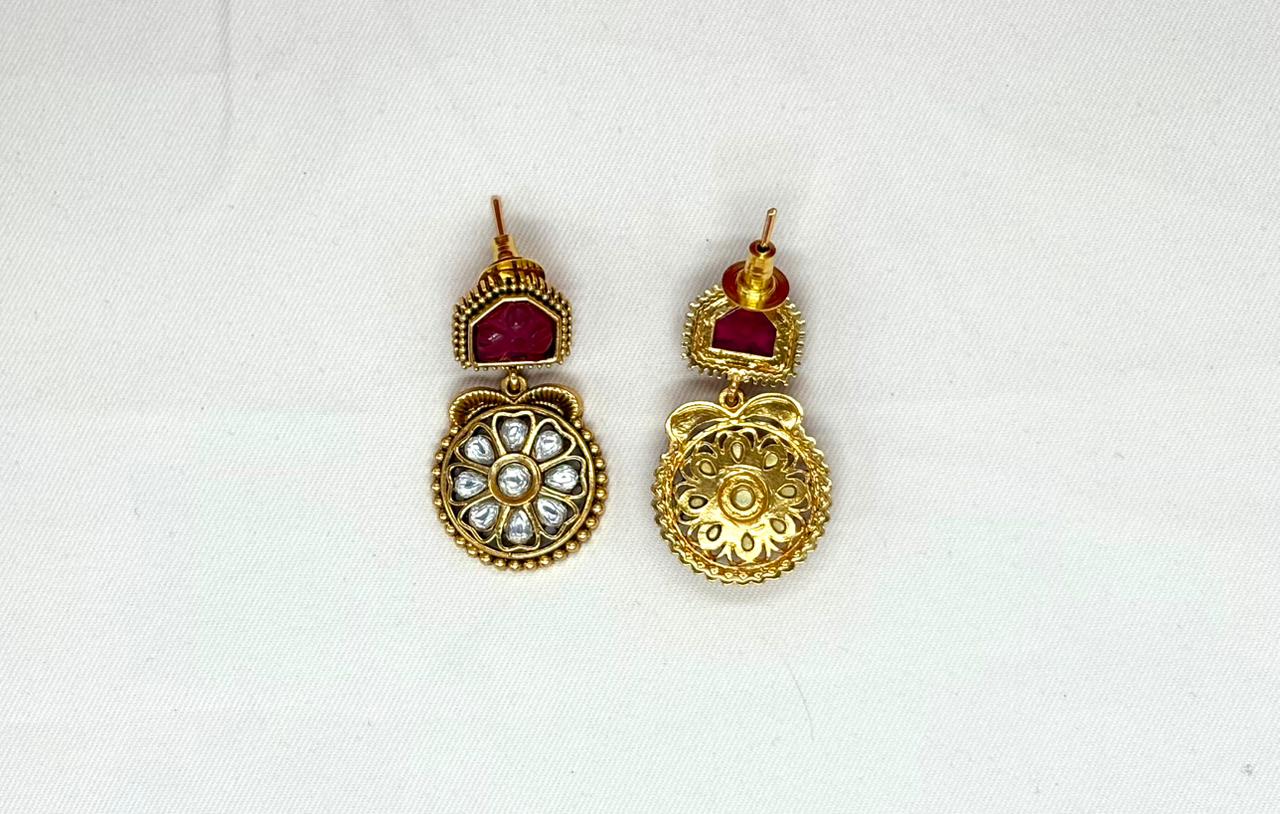 Gold-plated Red kempu Stone Short Kanti
