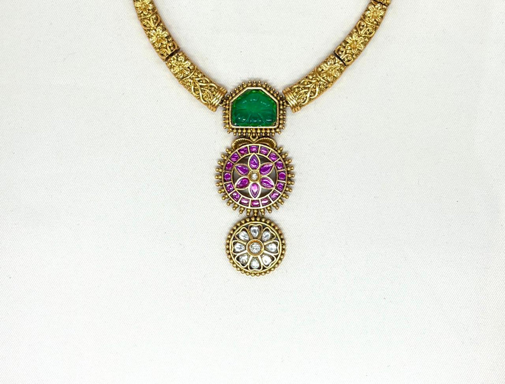 Gold-plated Green kempu Stone Short Kanti