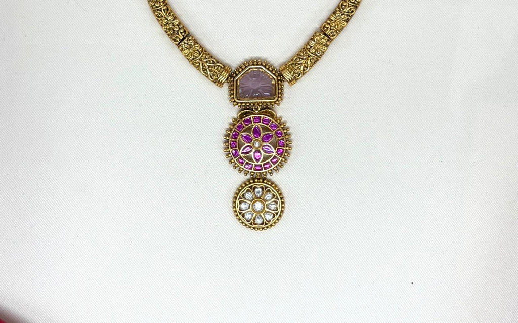 Gold-plated Purple kempu Stone Short Kanti