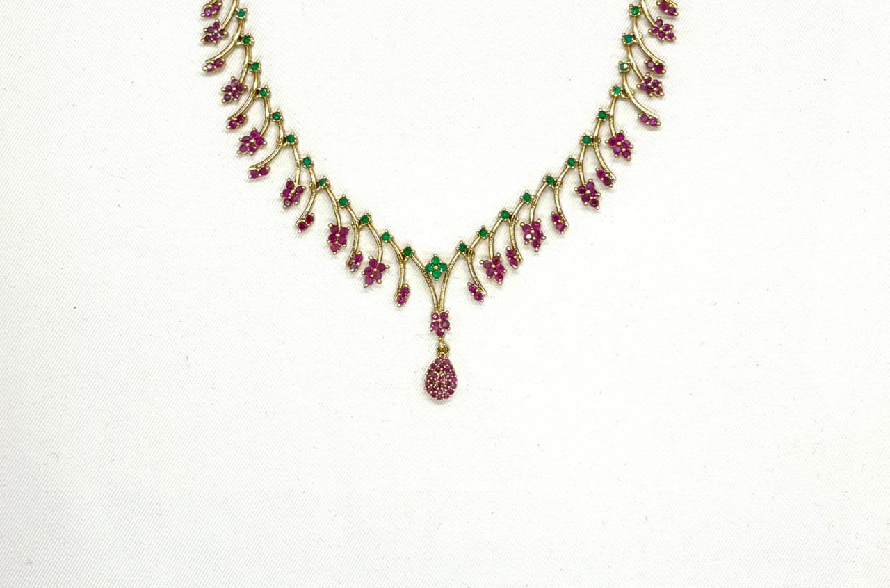 AD floral leaf branch ruby & green stones lightweight Short Necklace