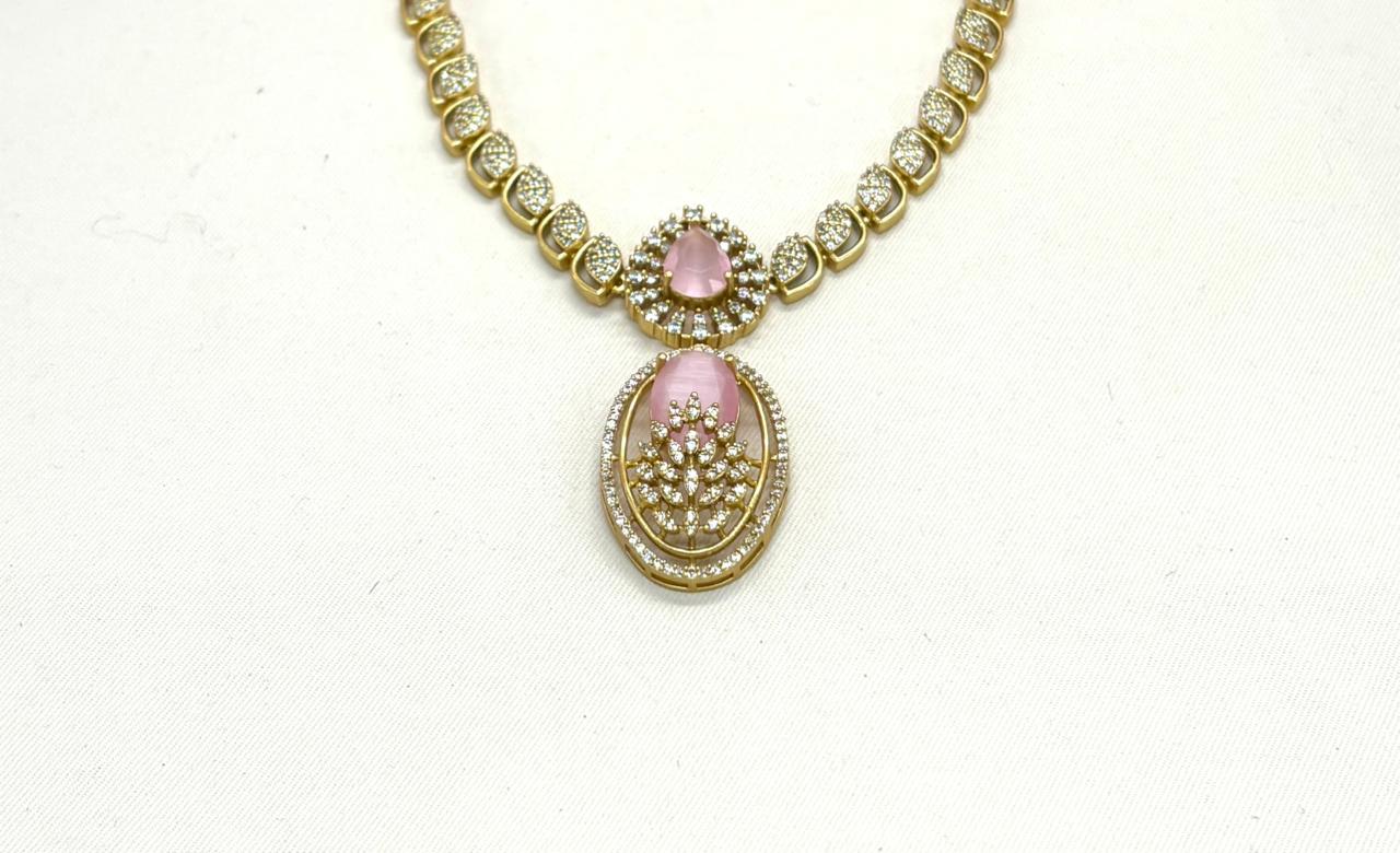 Two-tone finish pink zircon beaded Short Necklace