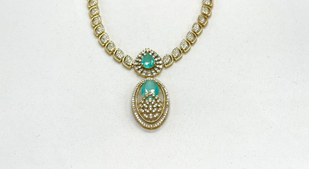 Two-tone finish Mint-Green zircon beaded Short Necklace