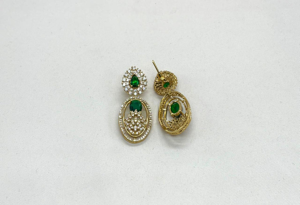 Two-tone finish Green zircon beaded Short Necklace