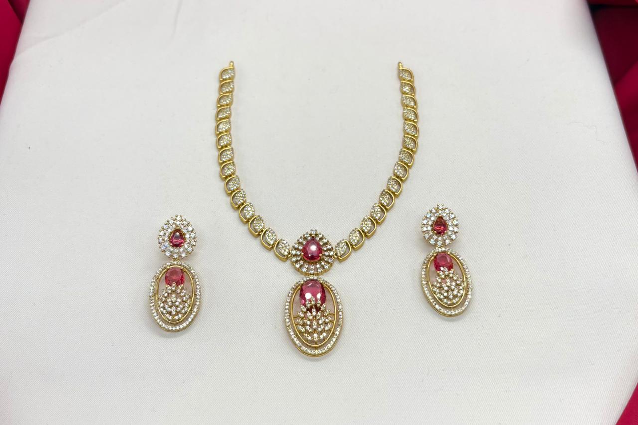 Two-tone finish Red zircon beaded Short Necklace