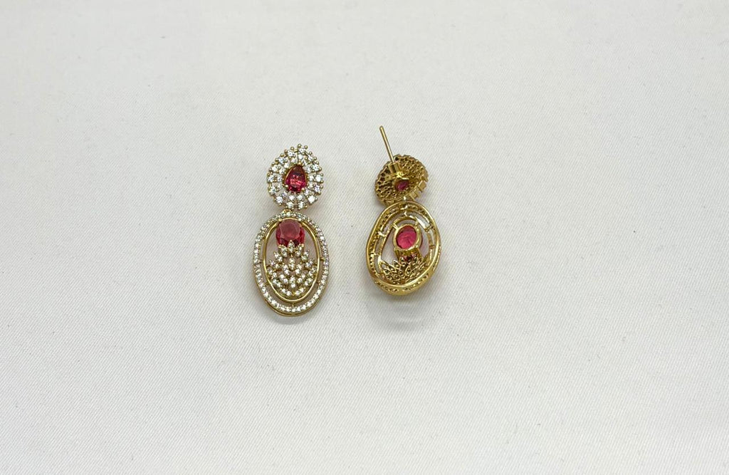 Two-tone finish Red zircon beaded Short Necklace