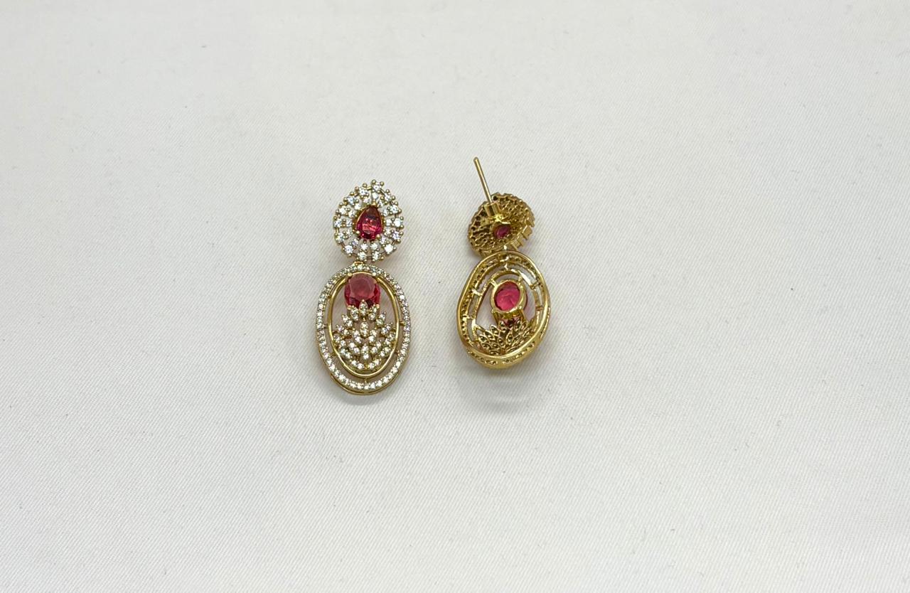 Two-tone finish Red zircon beaded Short Necklace