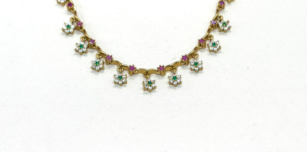 Gold-plated floral pink rubies emeralds short Necklace