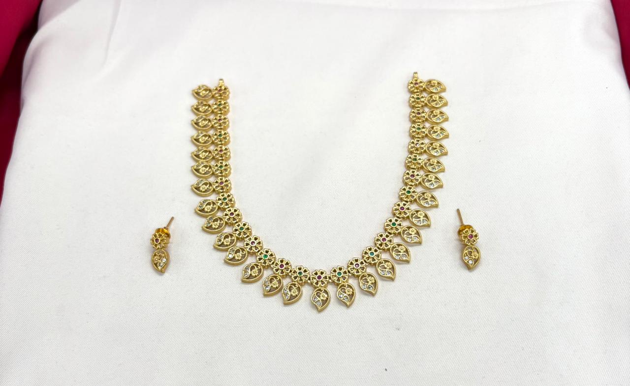 Matte finishing Leaf designed with Multi-Stones Short Necklace