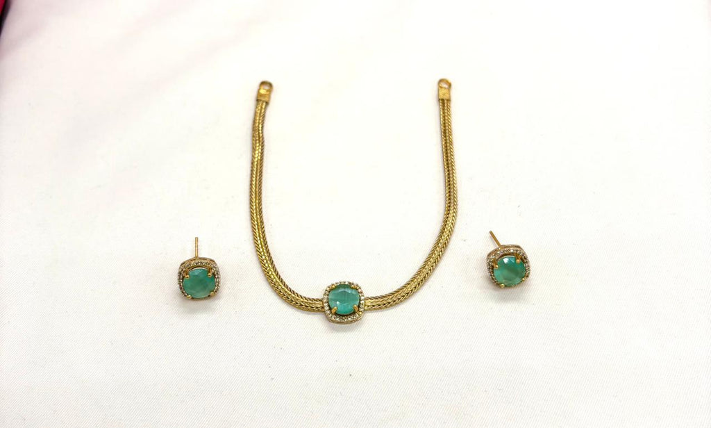 Matte finishing nanthadu with Mint-Green-stone necklace