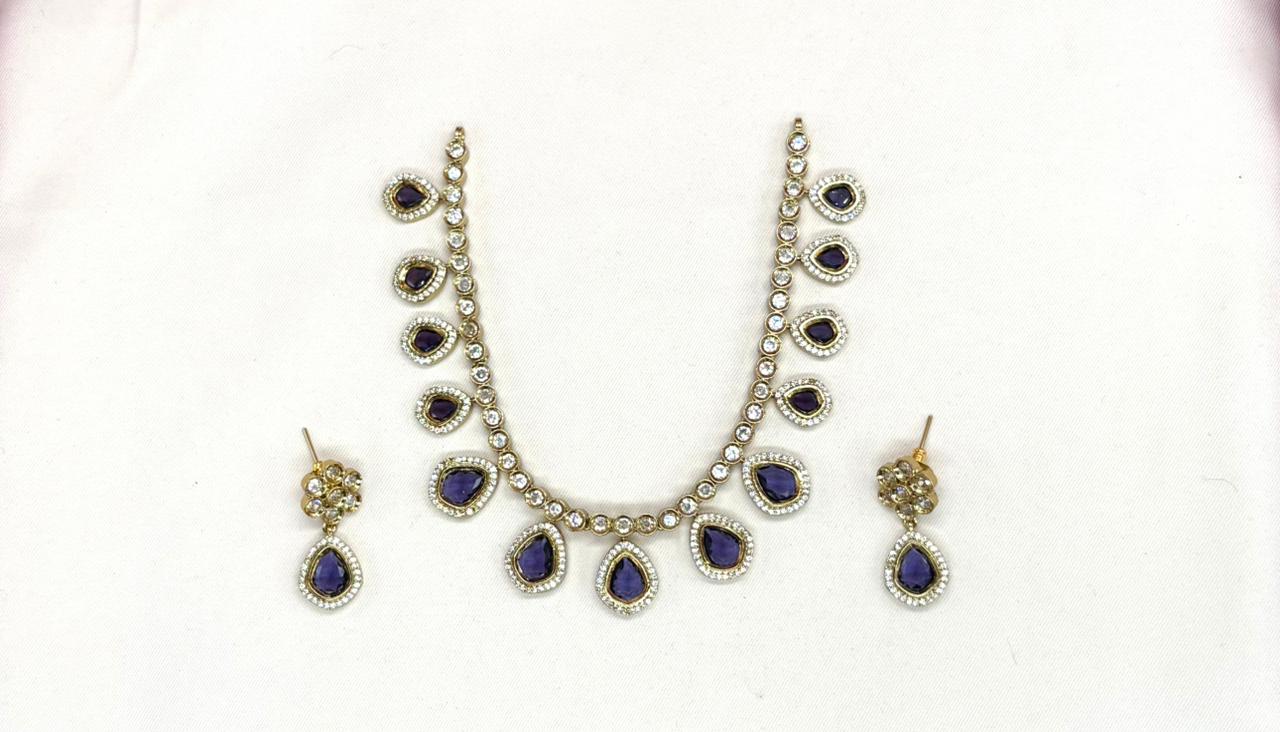 Mehndi finishing Purple-Stones Short Necklace